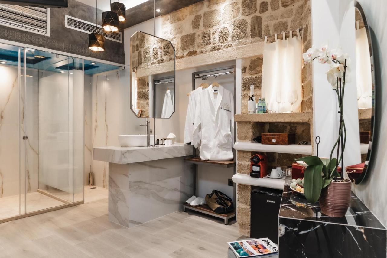 Chateau Anax Boutique